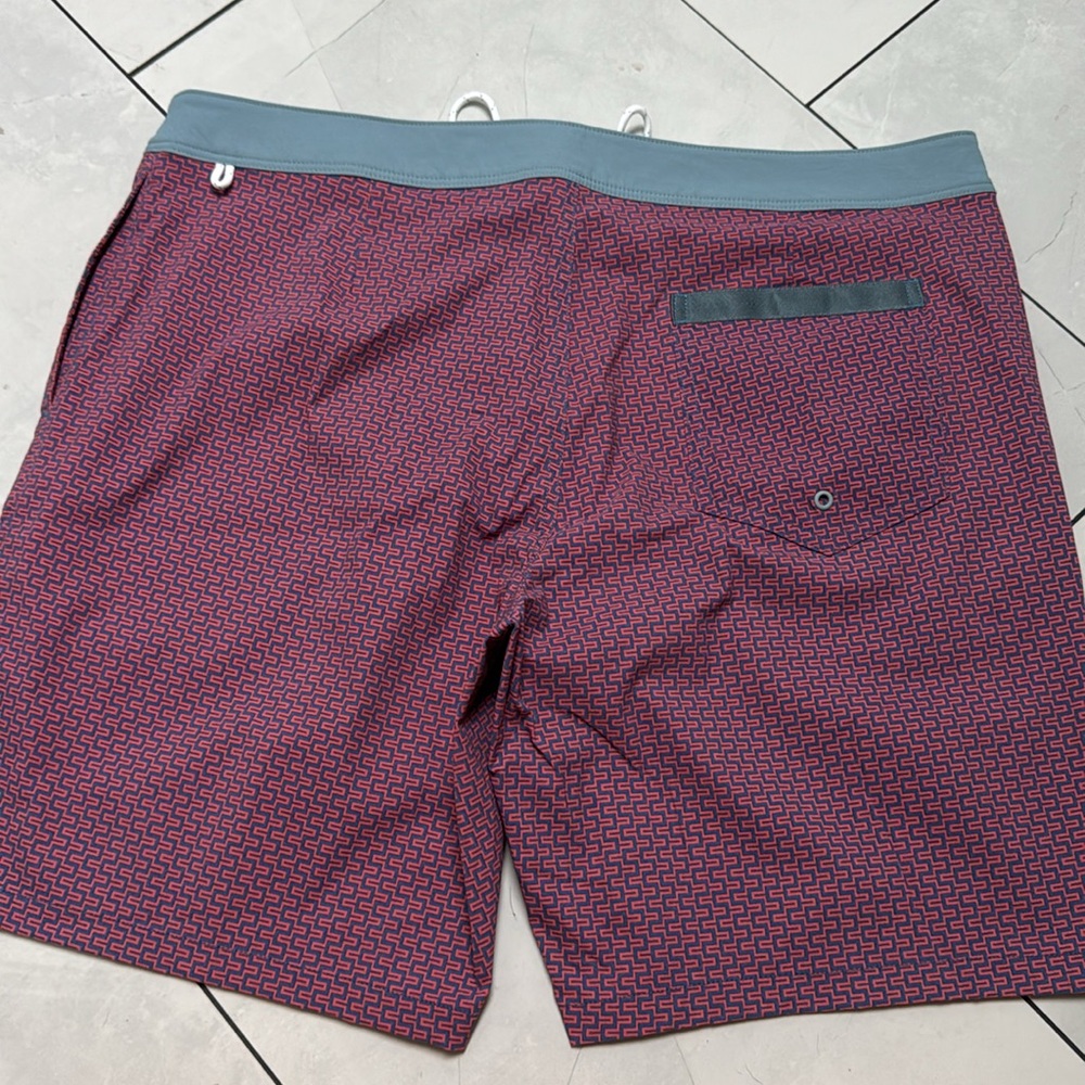 NWT JCrew Swim Trunks Size 38 - Picture 4 of 4